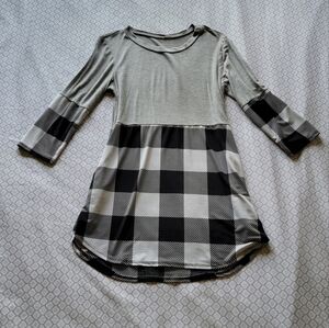 S, gray/black & white checkered shirt dress w/ pockets